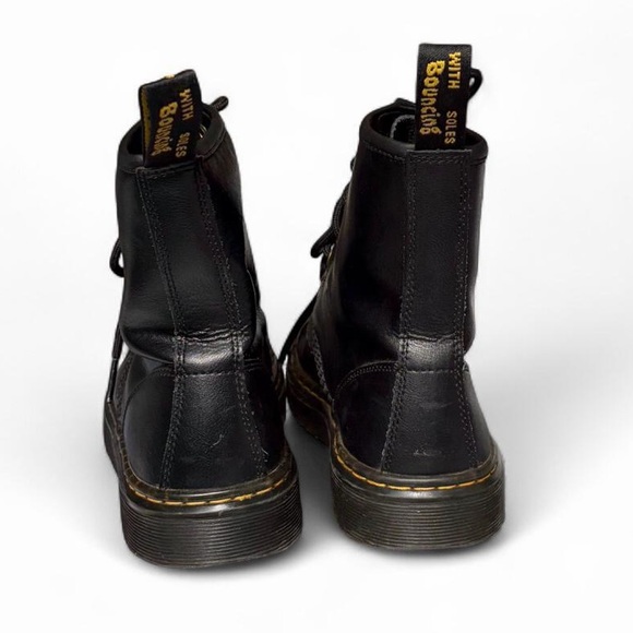 Dr Martens Docs Zavala Combat Boots Womens 7 Black Leather Lace Up 8-Eye Grunge - Picture 7 of 9